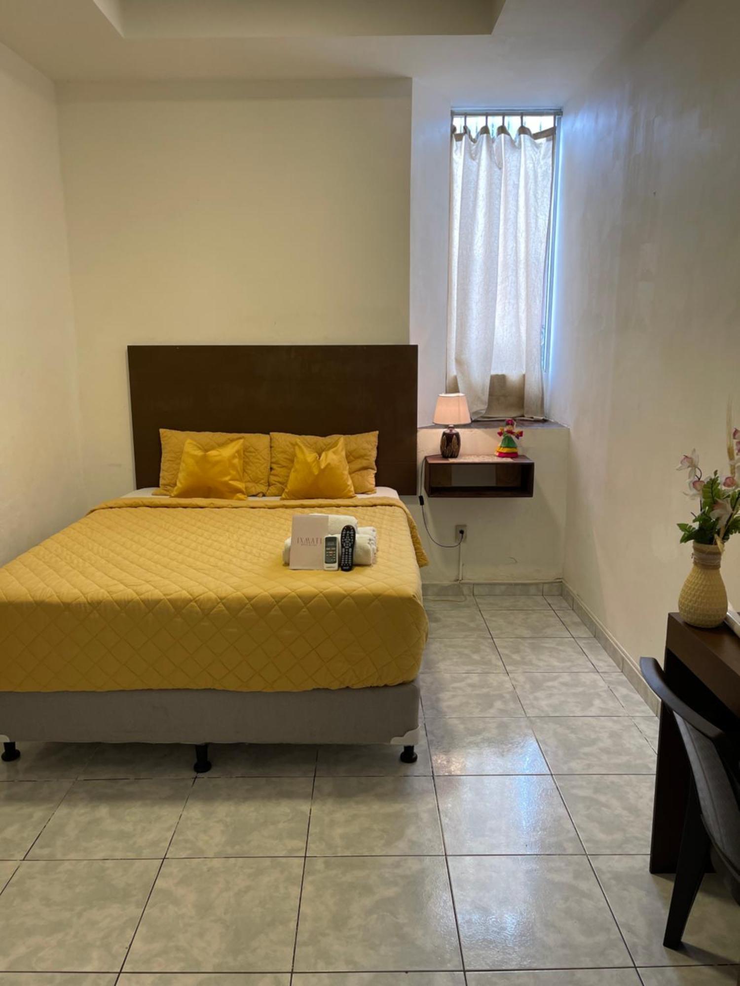 Hotel Y Cafe Ixmati Suchitoto エクステリア 写真