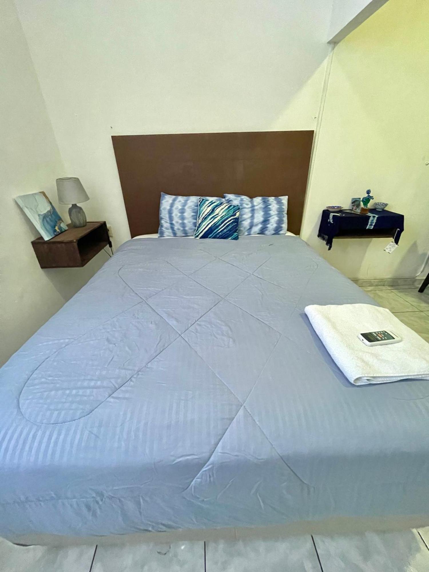 Hotel Y Cafe Ixmati Suchitoto エクステリア 写真